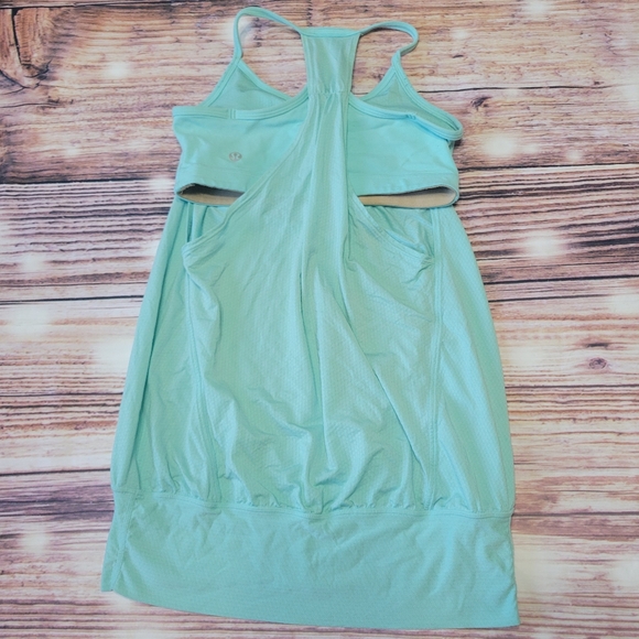 Lululemon Tank - Picture 4 of 5